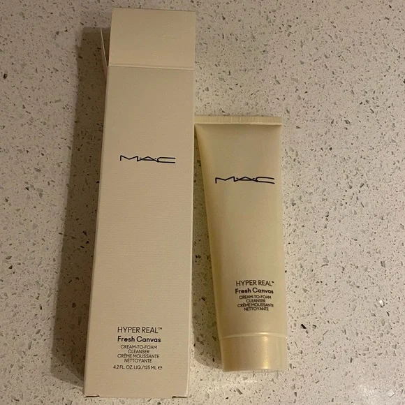 Mac hyper real fresh canvas cream-to-foam cleanser - Picture 8 of 9
